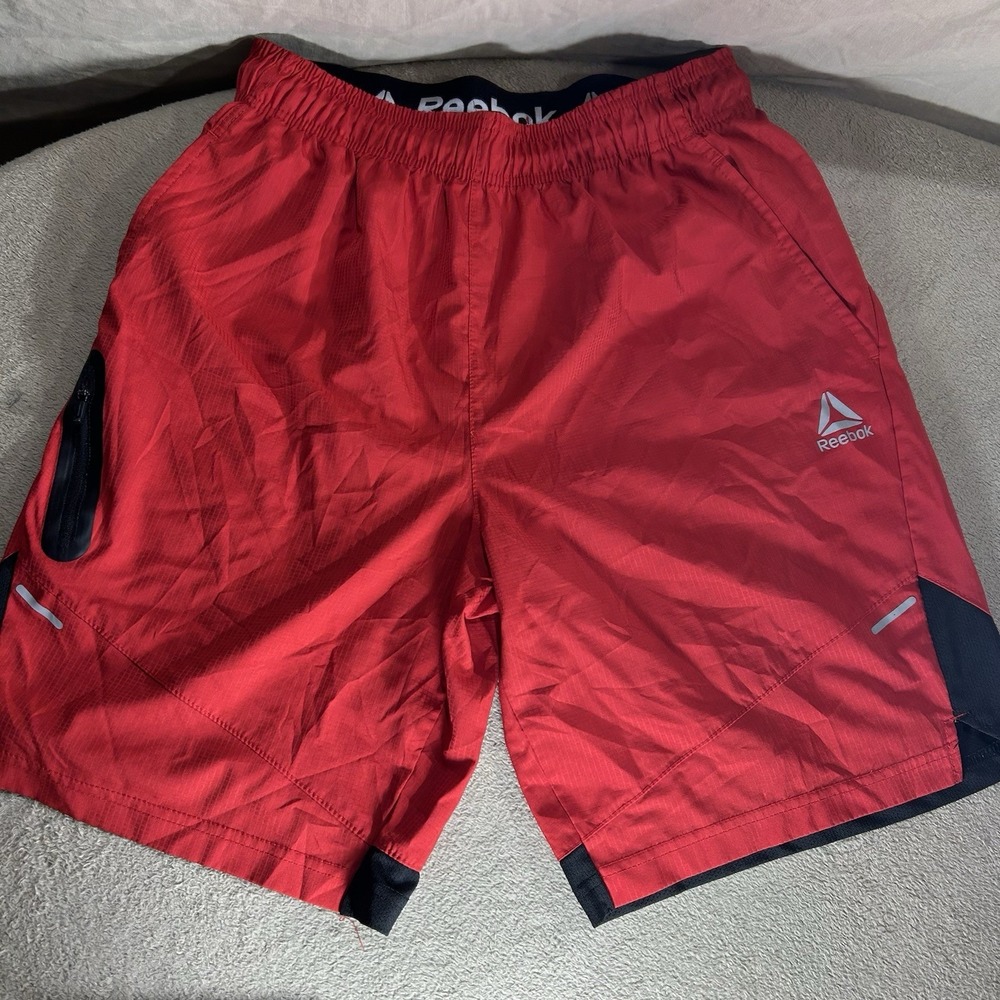 Reebok Athletic Performance Shorts – Red/Black – Men's Size Medium